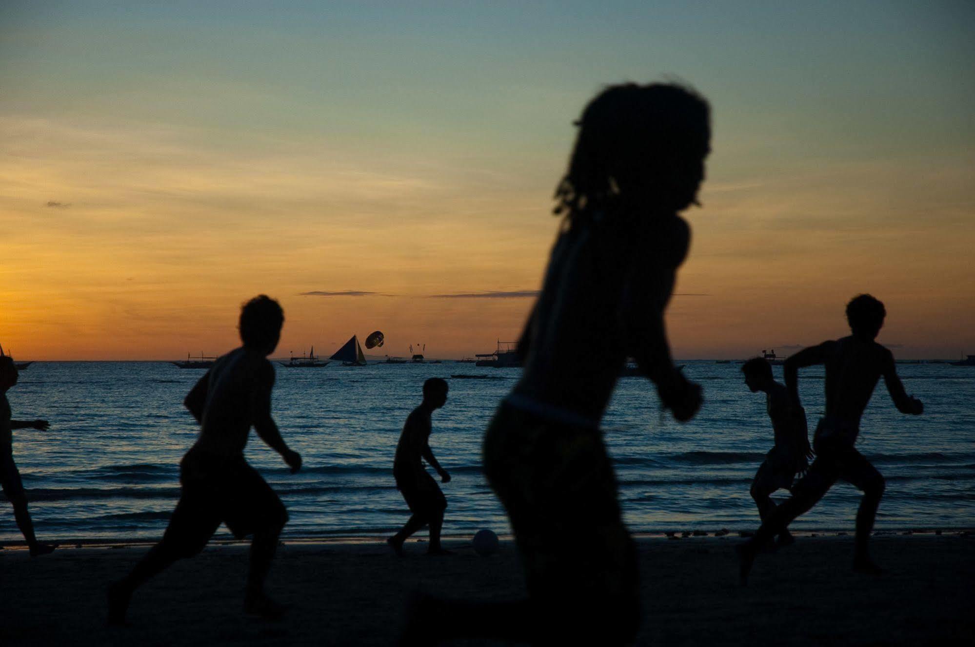 Levantin Boracay Balabag (Boracay)
